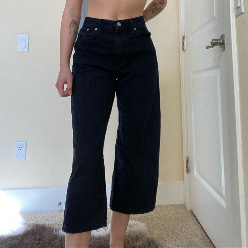 VINTAGE LEVIS WIDE LEG CROPPED
